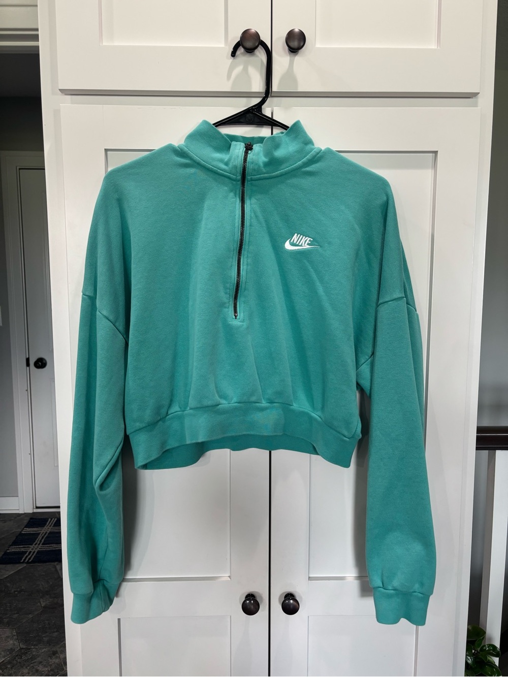 Nike Cropped Teal Quarter-Zip Pullover Sweatshirt - Picture 2 of 4